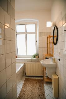 Lichtdurchflutete Altbauwohnung direkt an der Oder - Francoforte sull'Oder - 2