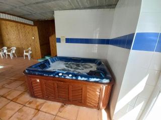 Hôtel La Métairie & Piscine - 9