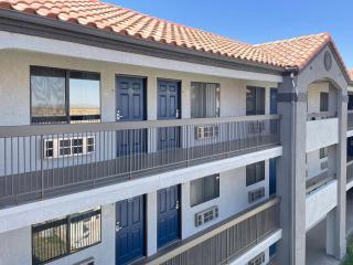 Motel 6 Barstow, CA I15 and Lenwood Road - 4