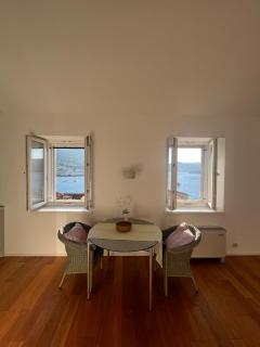 Fortuna House Vis - 2