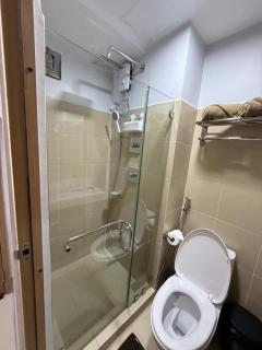 Shore 3 Residences with WiFi, Balcony, Pool - 9