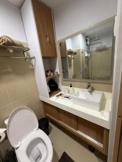 Shore 3 Residences with WiFi, Balcony, Pool - 7