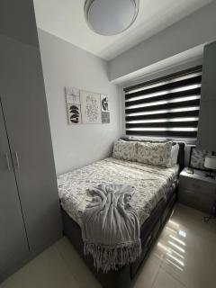 Shore 3 Residences with WiFi, Balcony, Pool - 3