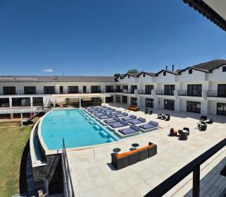 Villa Santorini Boutique & Hotel - 4