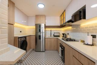 Montclair 2BR by Geko - 7