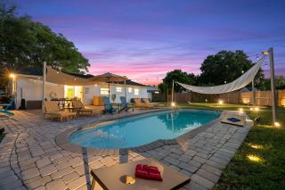 Green Oasis - Heated Pool, Mini-Golf, Ping Pong, 13 min Beach - 7