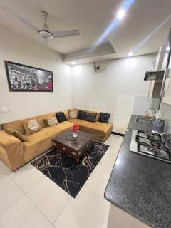 Guest House In Rawalpindi - 7