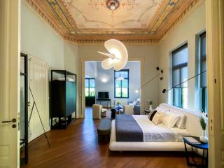 84 Luxury Suites in Center of Athens - 0