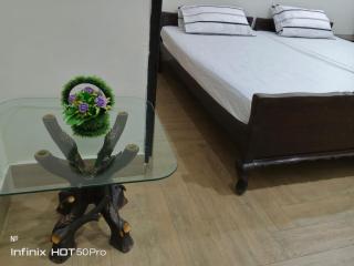 Street 7 Apartment - 5