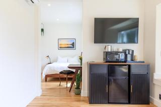 The Historic Schoolhouse Inn - 0