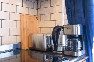 69-5D Modern Lower East East 1br Apt BRAND NEW - 4