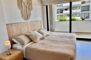 Iyari 402 by Del Mar - 9