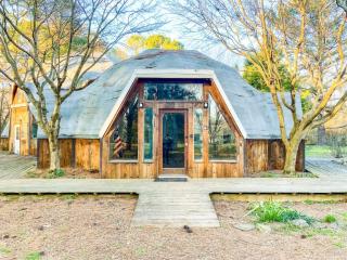 Bell Circle Eccentric Geodesic Dome-Home - 6