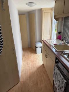 Seaside Getaways - Happy Days Chapel st Leonards - 8