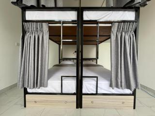 The Bunkyard Galle - 2