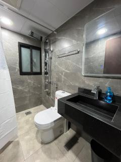 New Apartment Located in Middle of Bahrain - 6