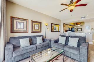 Water's Edge 110 - 8