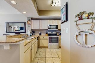 Water's Edge 110 - 1