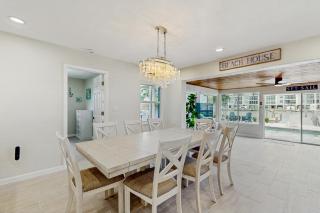 Beach House of IRB - 2