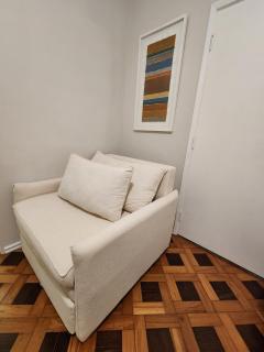 Complete studio one block from Flamengo beach - 4