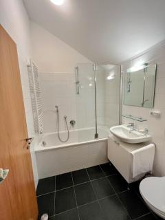 Kerstin 10 by SMR Rauris Apartments - inc Spa and near Gondola - 2