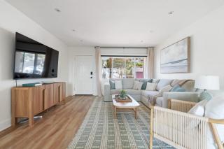 NEW Cozy Modern Home with Hot Tub and Ocean Views - 2