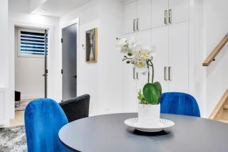 The Olaf in Trendy Killarney - Close to Everything - Calgary - 5