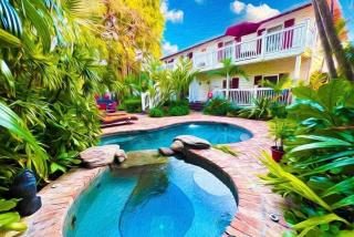 Emmas Secret by AvantStay Heart of Old Town w Shared Pool Month Long Stays Only - 4
