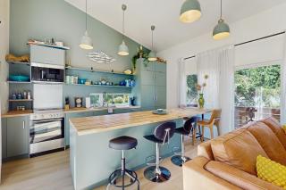 The Island Quarters - 9