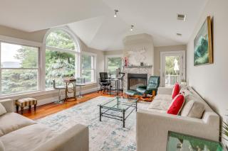 Hudson River Views Briarcliff Manor Home with Deck - 8