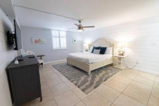 Destin Harbor Condo Fall Stayssnowbirds Welcome - 9