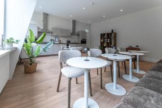 Nature Lodge Tilburg, 16 Beds - 8