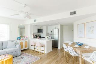 Newly Renovated Oceanfront Resort Family Fun 2B 2B - 4