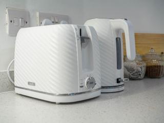 Modern Apartment by Leeds Arena & Uni - 1