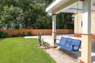 Spacious, Soulful Southern Stay - 7