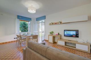 Mark Apartment - Happy Rentals - 9