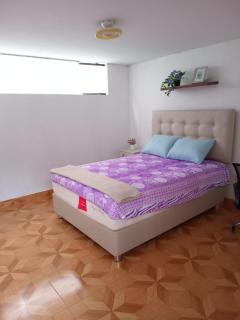 Habitación Doble Estándar con baño privado en Monterrico Sur - 0