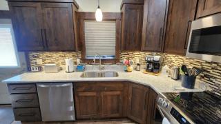 Parkside Cabins - 9