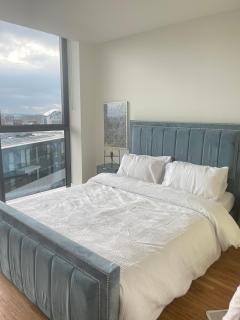 Old Trafford stadium apartment spacious and central - 1