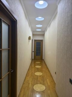 Cozy Luxury Apartment Downtown - 4