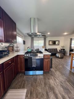 Charming 2 bed 1 bath Private Studio - 2