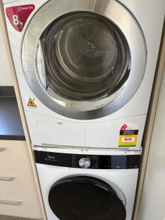 Warm Cosy holiday home right in town - 4