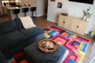Deluxe Apt, King Bed, Pool, Gym,free "p" - 6