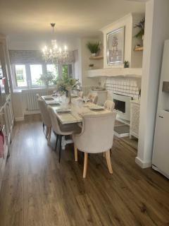 Private host Large home in Solihull close to NEC HS2 Bham Airport - 6