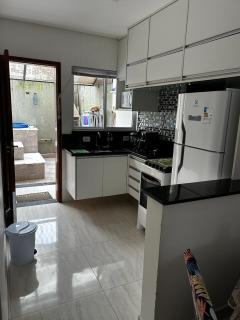 Apartamento em Condomínio Beverly Hills Praia de Vista Linda - Bertioga com Estacionamento e Piscina - Bertioga - 5