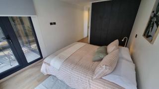 Stylish 2BR Urban Oasis for 3 in Vibrant Las Condes - 8