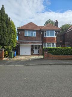 4 bed detached house near Manchester Airport Manchester -Cheadle - 0