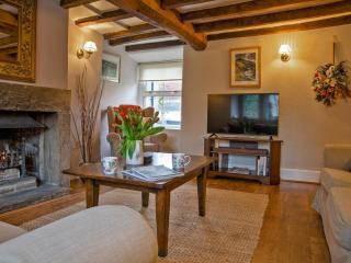 3 Bed in Hartington 90125 - 1