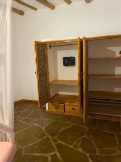 Banana House - 5