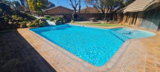 Apollo Guest House - 9
